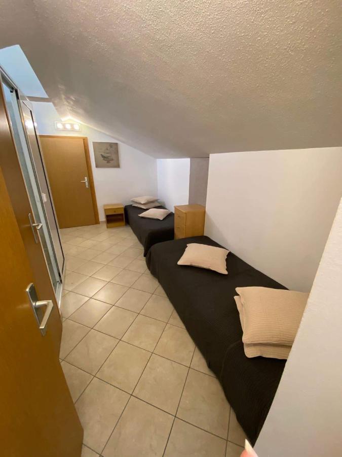 Apartmani Biserka Punat Kültér fotó