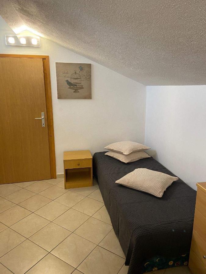 Apartmani Biserka Punat Kültér fotó