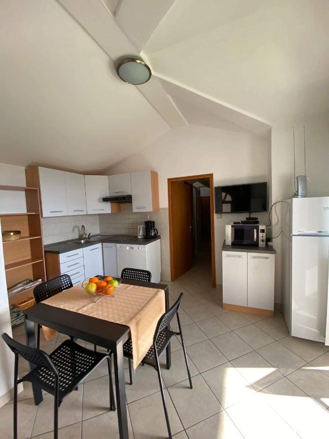 Apartmani Biserka Punat Kültér fotó